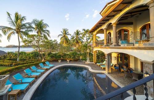 Potrero Villa | Playa Potrero - impressive 9 BR beachfront villa: Casa Taj