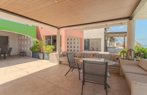 Chicxulub Puerto House | Playa Turix Villa