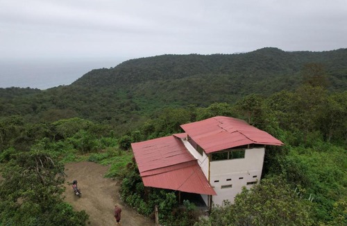 Puerto Lopez House | Playita