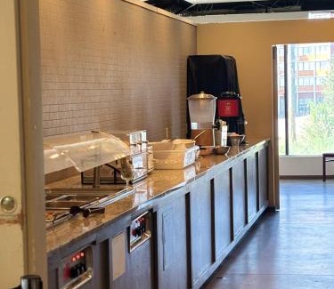 Globeville Hotel | Plaza Hotel Denver Central