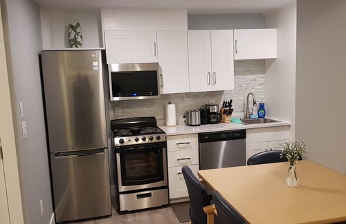 Saskatoon Apartment | Pleasant 1 Bedroom Private Suite in the Meadows