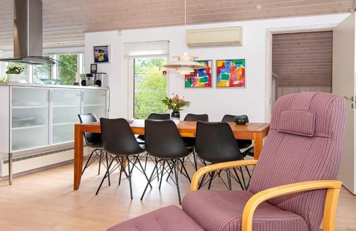 Fjellerup House | Pleasant Holiday Home in Glesborg with Sauna