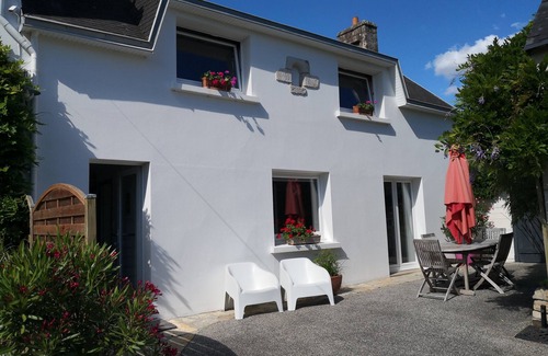 Fouesnant House | Pleasant lodging near beach and Cape Coz Centre FOUESNANT 1 Km
