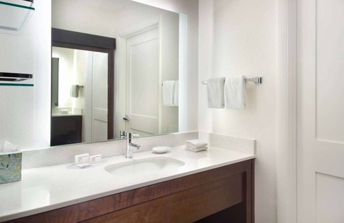 Cary Hotel | Pleasant Stay! Spacious and Pet-friendly 2BR Suite, Free Breakfast, Outdoor Pool