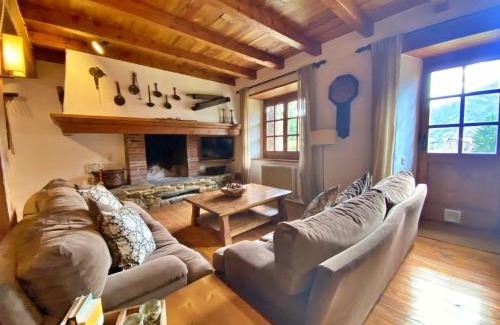 Ordino Apartment | Pleta Ordino 18, Duplex rustico con chimenea, Ordino, zona vallnord
