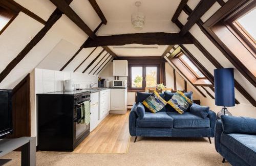 Colchester House | Plover - Uk48174