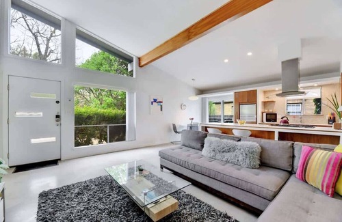 South River City House | Plum Perfect | Cozy SoCo Stay + Yard & Style