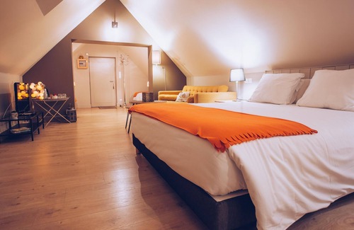 Ecurie Bed & Breakfast | Plumes & Coton