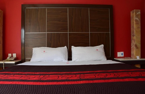 Mexico City Hotel | Plutarco Suites