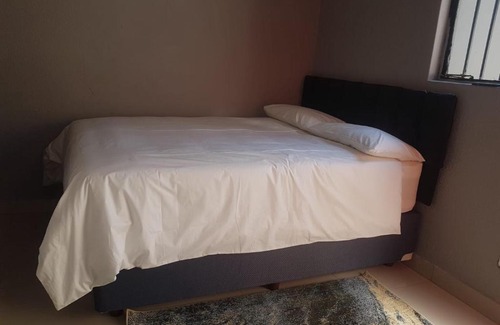Greater Johannesburg Metropolitan Area Bed & Breakfast | Poblar's Bed & Breakfast