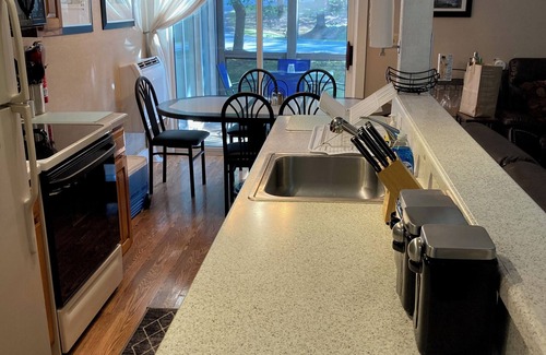 White Haven House | Pocono House w/Hot Tub & EV Charger-Slopeside @Jack Frost Near Hiking, Fishing.