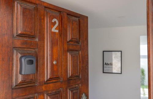 Paco De Arcos Villa | Poets Atelier