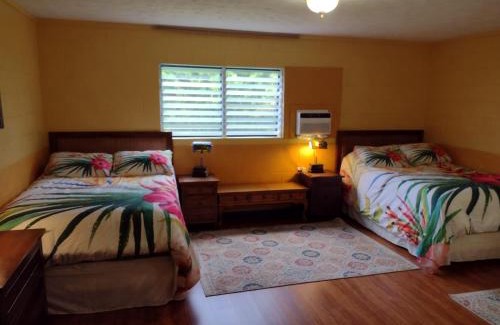 Keaau House | Pohaku Place - 3000 sqft of tropical charm spa