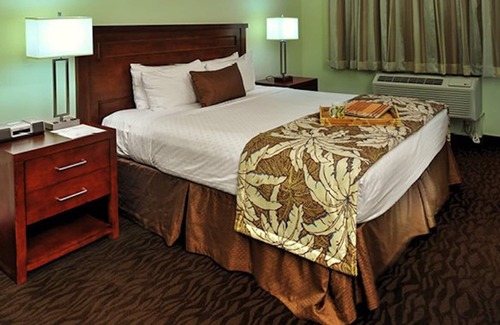 Poipu Resort | Point at Poipu, oceanfront resort featuring fully equipped two bedroom villas.