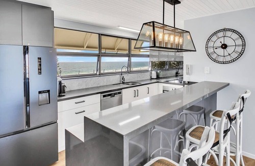 Buddina Apartment | Point Break - Sea & River Views, Nature & Relax