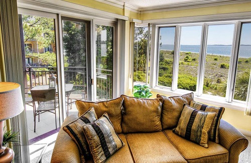 South Beach Condo | Point of View by Five Star Properties