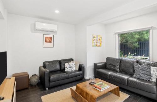 Surf Coast Apartment | Point Roadknight Paradise Villa 6