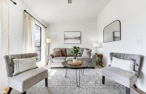 Table Rock Apartment | Pointe Royale Condo Pickleball, Pools and Golf!
