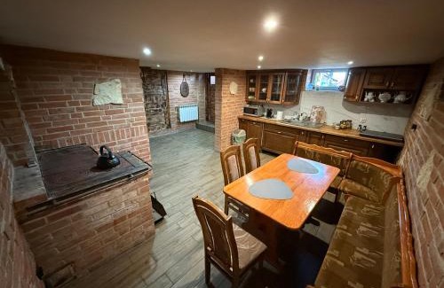 Adamow House | Pokoje Gościnne Pod Szyszkami