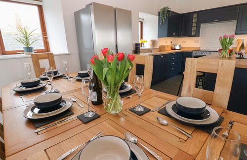Gunwalloe Cottage | Pol View