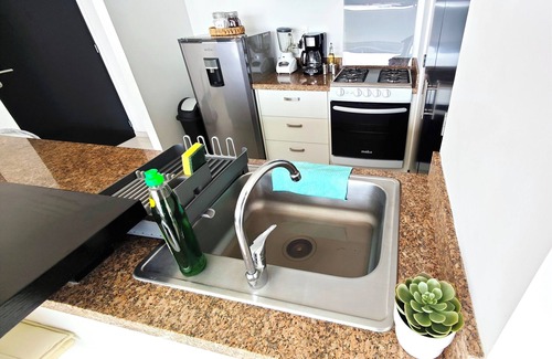 Granada Apartment | Polanco City View Apartment with Private Park Access, High-Speed Wi-Fi and Shopping Center