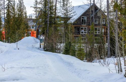 East Kootenay Apartment | Polar Peak by Fernie Central Reservations