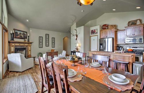 McMinnville House | Polished McMinnville House Less Than 2 Mi from Town!
