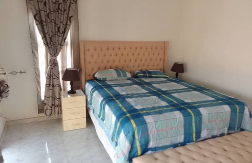 Harare Cabin | Pomona BB House - Luxury accommodation, near Sam Levy's Village in Borrowdale.