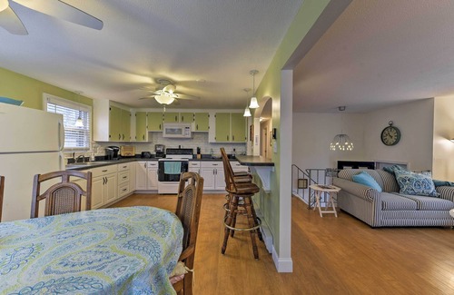 East Wareham House | Pond Access & Private Dock: East Wareham Home