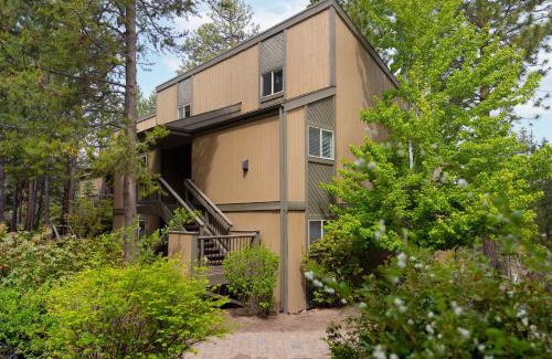 Century West House | Ponderosa Resort Condo for 6