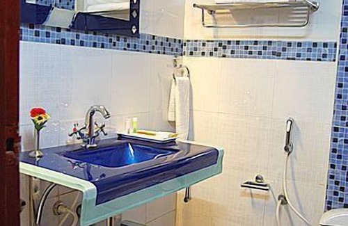 Stone House Area Hotel | Ponmari Residency