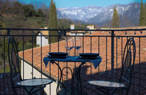 Angarano Apartment | Ponte Vecchio, elegante appartamento a due passi dal centro