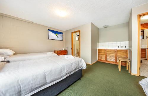 Falls Creek Apartment | Pontresina 1