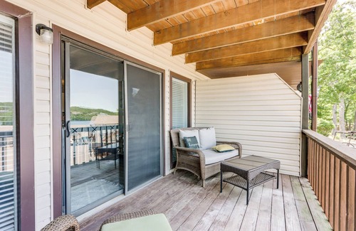 Osage Beach Apartment | Pool Access & Lake View: Osage Beach Condo!