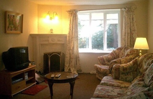 Machynlleth Cottage | Pool Cottage