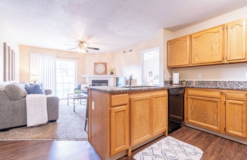 West Des Moines Apartment | Pool Gym First Floor More