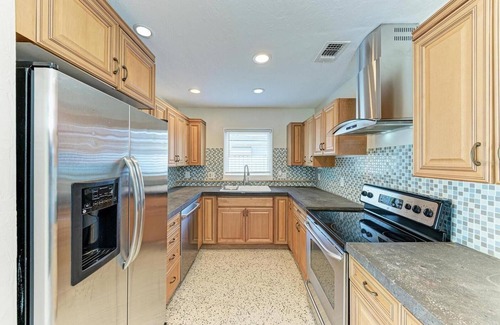 Sarasota House | Pool Home in Sarasota near Legacy Trail & Downtown