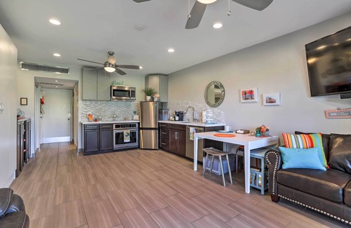 Palm Desert Apartment | Pool & Hot Tub Access: Palm Desert Studio Condo