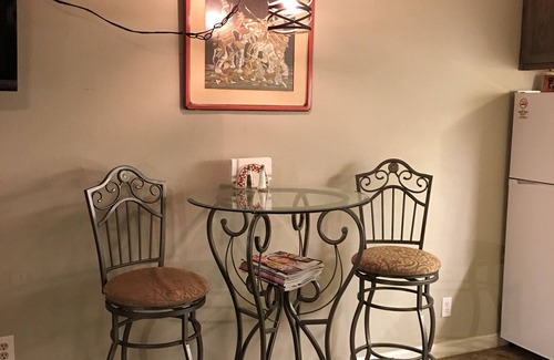 Glen Avon Apartment | Pool House/Guest Quarters Private Entrance, Private Patio, Quiet, CLEAN