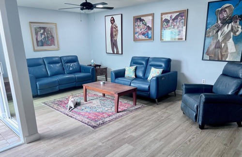 Glen Oaks Villa | Pool, Pet OK, 2bed/2bath - private, minutes from beach, downtown, shopping, golf