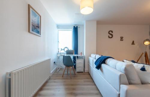 Poole Apartment | Poole Quay Apartments- City Centre