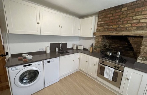 Farnborough and Crofton Cottage | Poplar Cottage Farnborough Kent