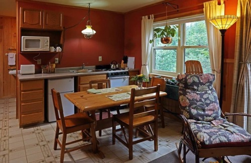 Grand Marais House | Poplar Creek Guesthouse