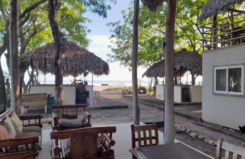 Popoyo Bed & Breakfast | Popoyo Surfcamp