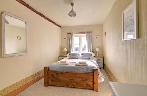 Bodham House | Poppy Cottage
