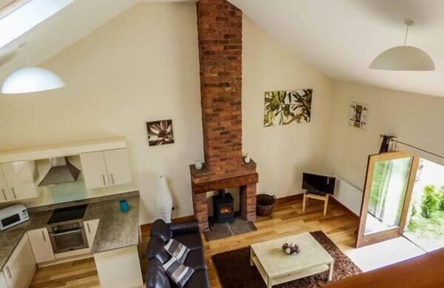Lancaster Cottage | Poppy Cottage