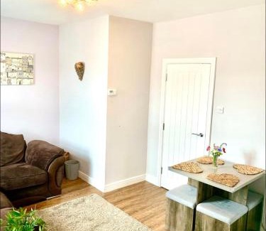 Llandudno Junction Apartment | Poppy’s Place