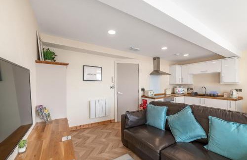 Aberdovey Apartment | Popular Sea View Apartment