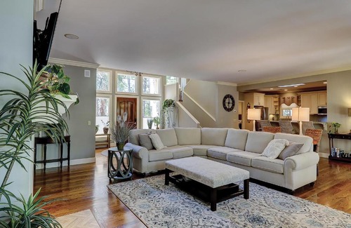 Shipyard Plantation House | Port Au Prince 4