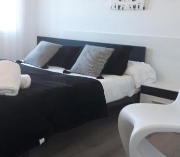 Llanca Apartment | port de llança , LA Miranda